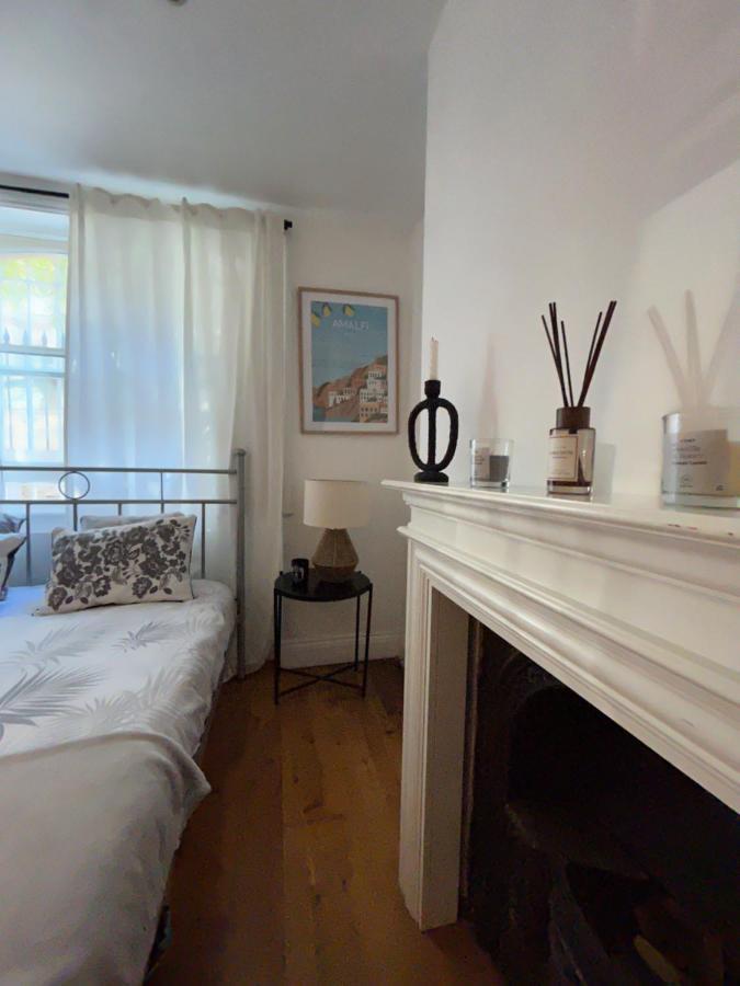 Cozy 2-bedroom Retreat With Modern Amenities