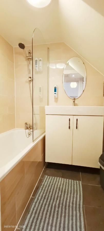Brompton In Kensington * London