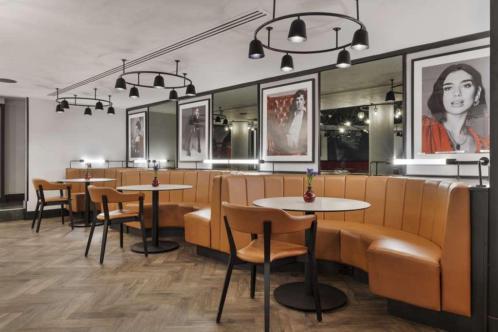 Radisson Red Heathrow * Londres
