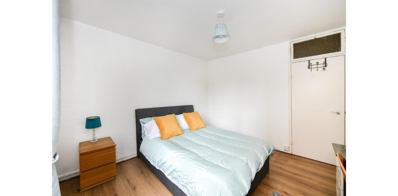 Apartment Entire Two Bedroom Flat In The Heart Of Greater London