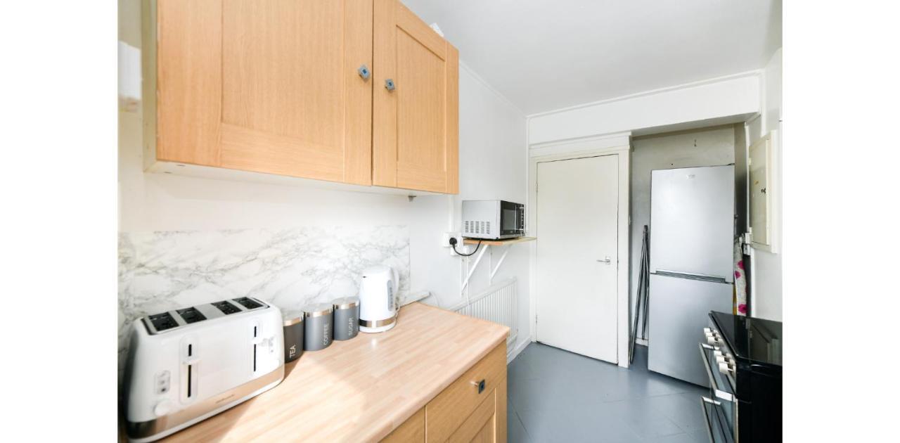 Apartment Entire Two Bedroom Flat In The Heart Of Greater *