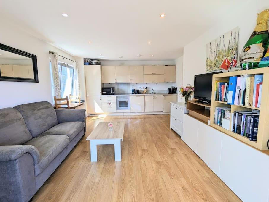 Canal Quarto em Acomodações Particulares Londres