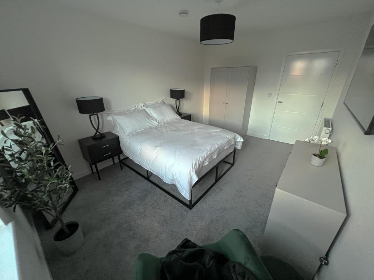 Luxury, Modern & Cosy 2 Bedroom Appartement