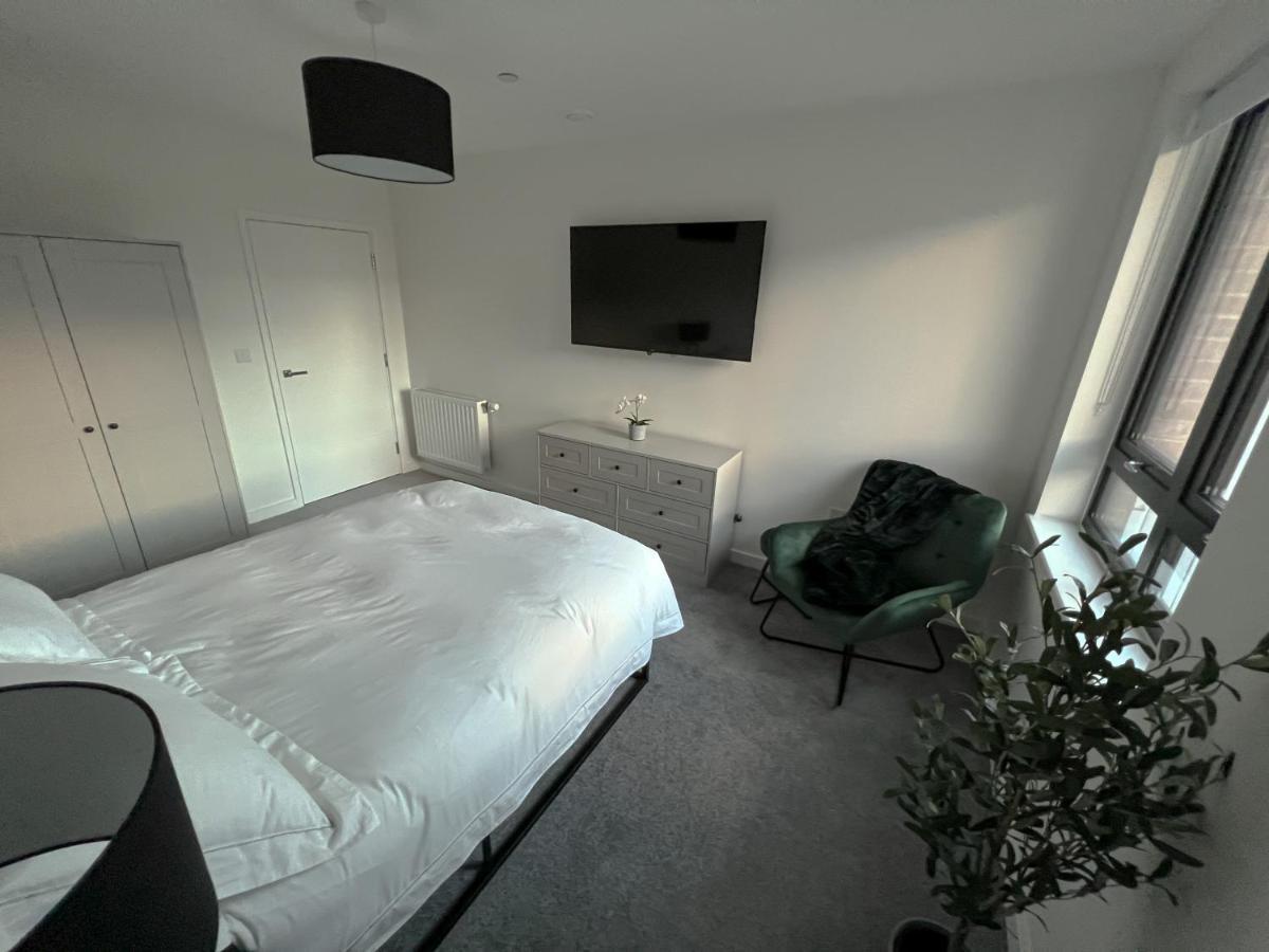 Appartement Luxury, Modern & Cosy 2 Bedroom *
