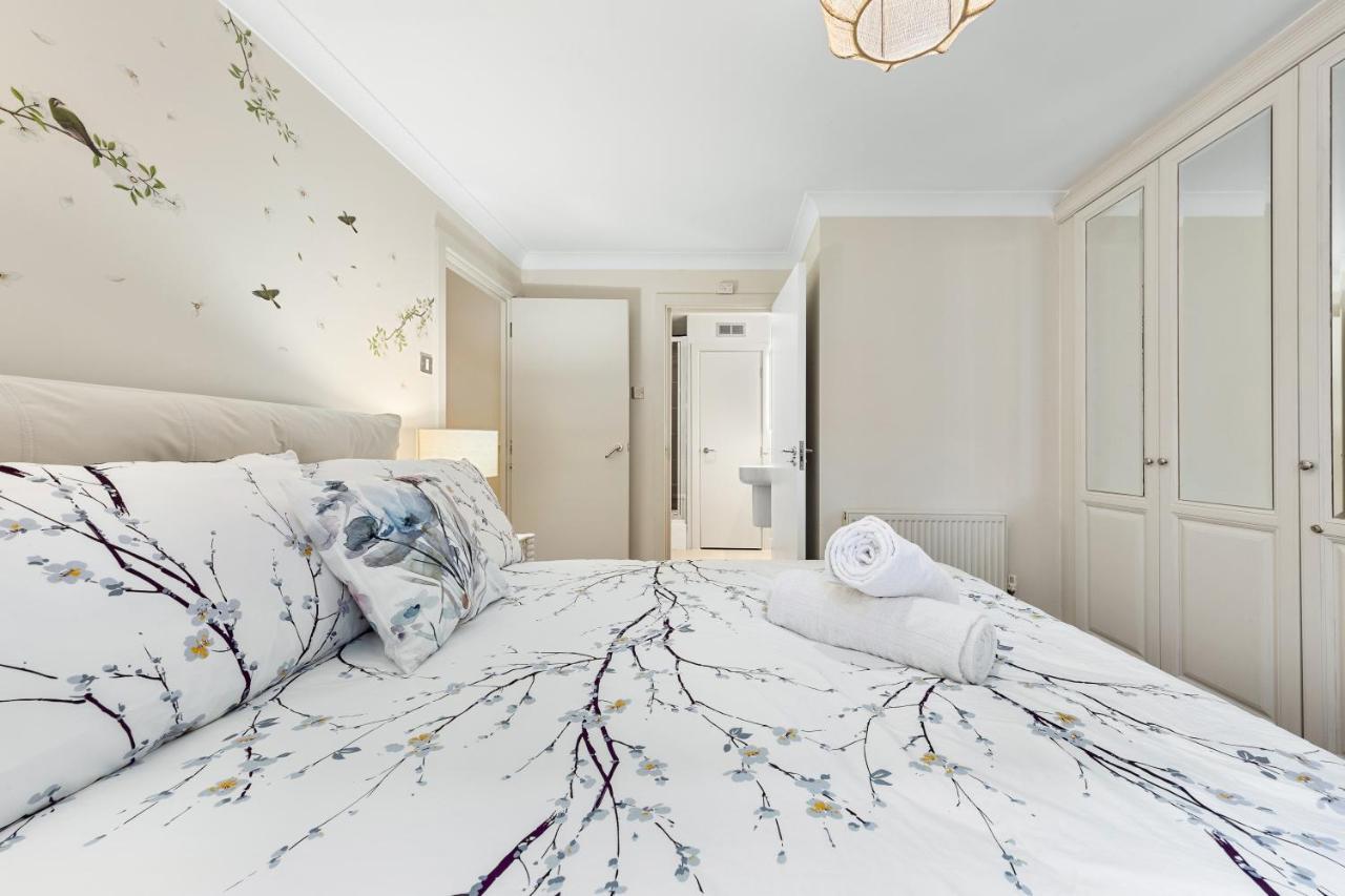 Tranquil 2 Bedroom Close To St. Paul's Cathedral * Londres