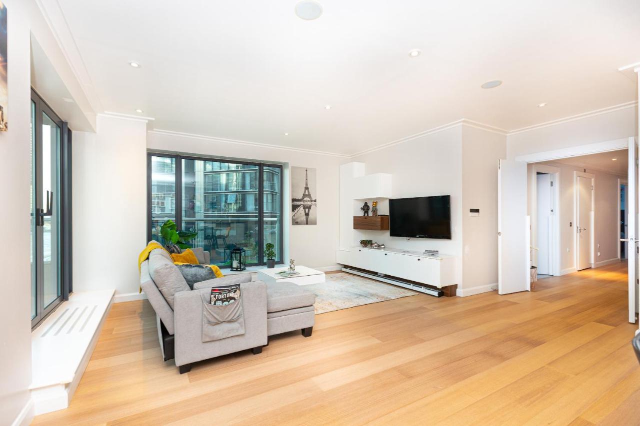 Luxurious Modern 3br Flat In Prime Canary Wharf Londres