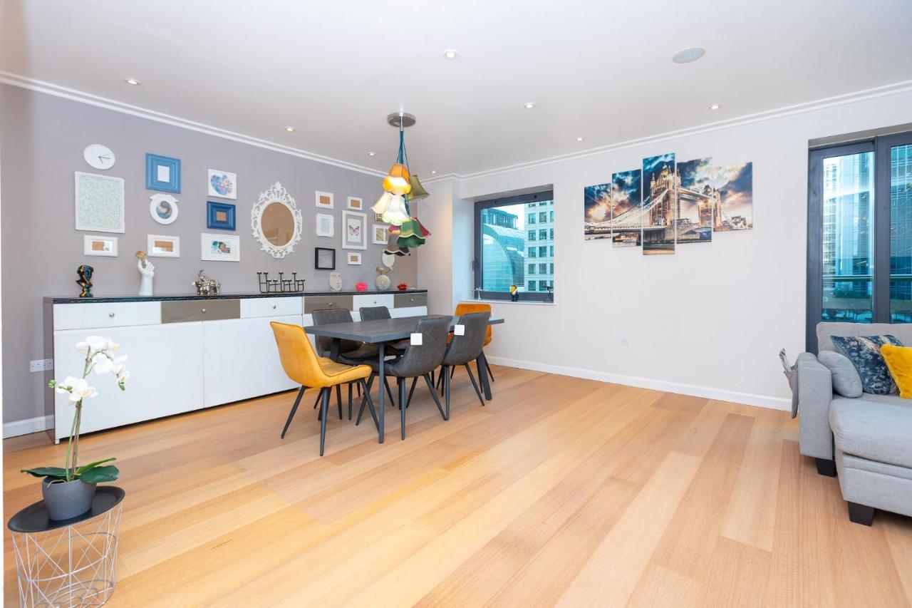 Luxurious Modern 3br Flat In Prime Canary Wharf Londres
