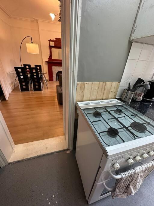 Appartement Flat Espacoso 3min Do Metro *