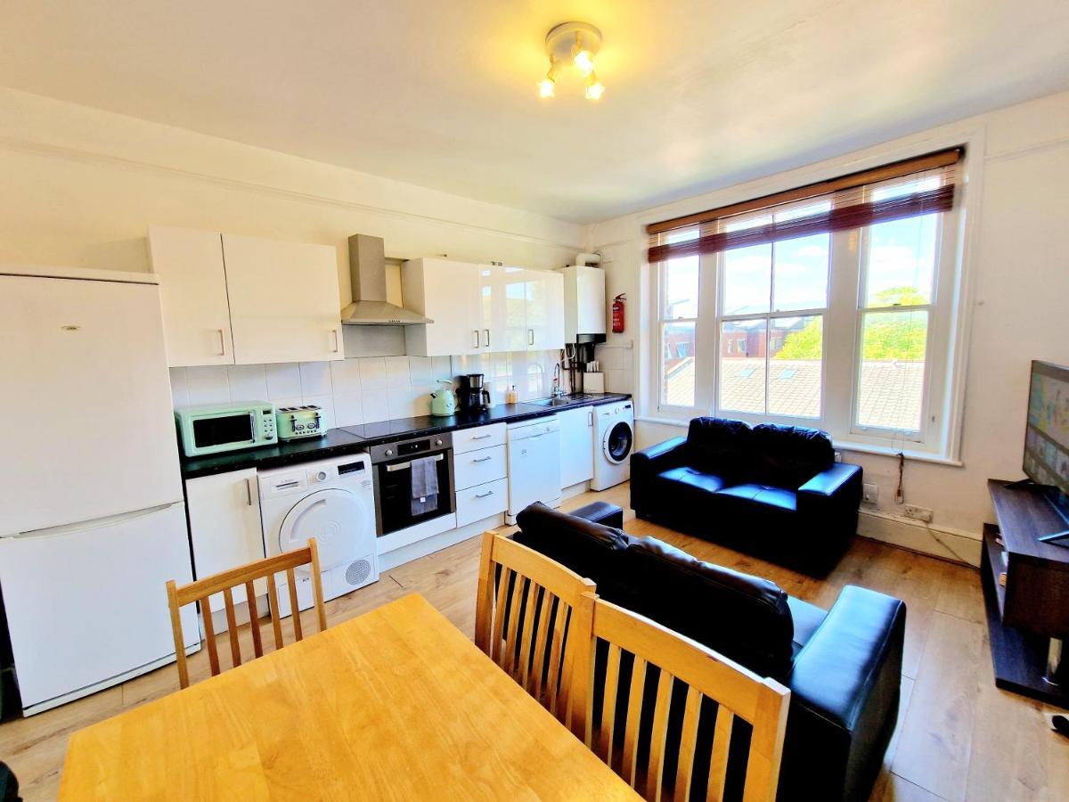 King's Cross & Angel Area, 4 Bedrooms With 7 Beds & Private Rooftop - Walk To St Pancras International