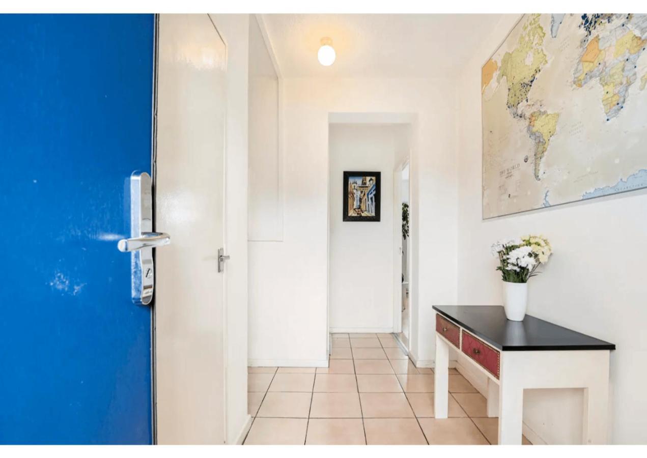 Pensión Central Flat-share