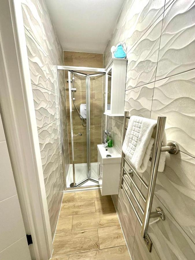 Gasthof Lewisham Suites - Se6 *
