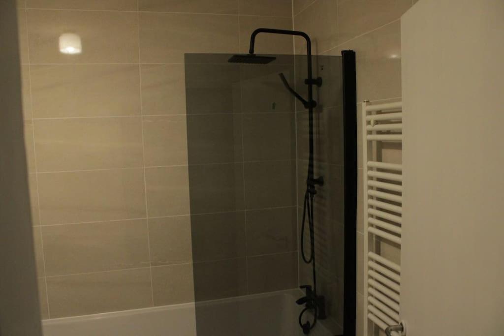 Apartamento 2 Bedroom Modern And Stylish *