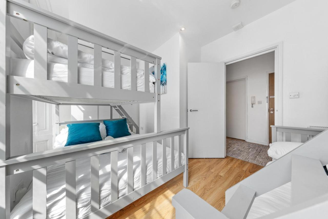 Lavish 3 Bedroom Flat In Mayfair Hy4 Apartment London