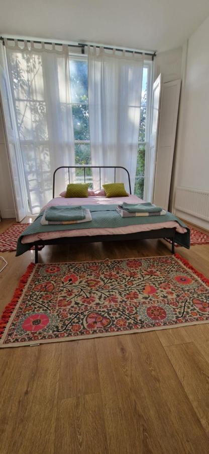 Primrose Hill - Charming, Cosy, 2 Double Bedrooms Apartamento