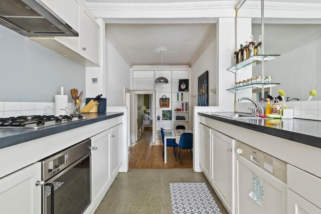 Apartamento Germaine Greer's Legacy Flat In Hyde Park,