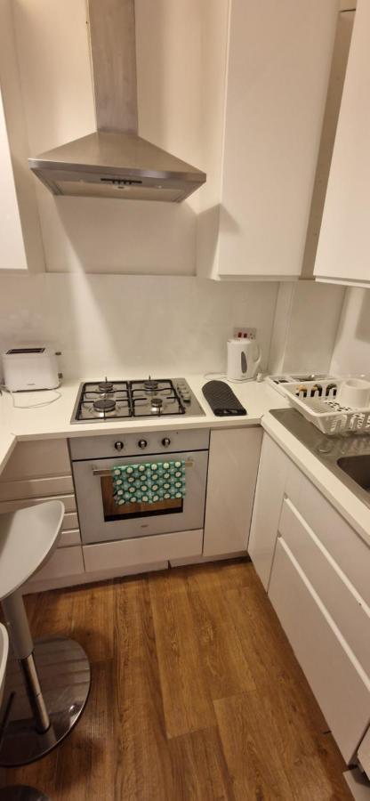 Primrose Hill - Charming, Cosy, 2 Double Bedrooms Apartamento Londres