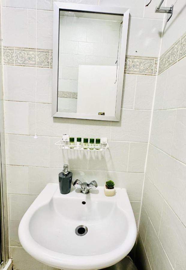 Immaculate 1-bed In Londres