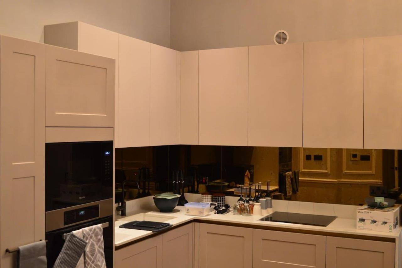 Stunning 2 Bedroom In London's Chelsea Londen
