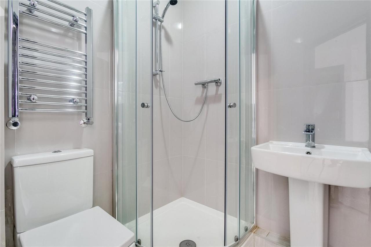 Modern Designer Flat Apartment London