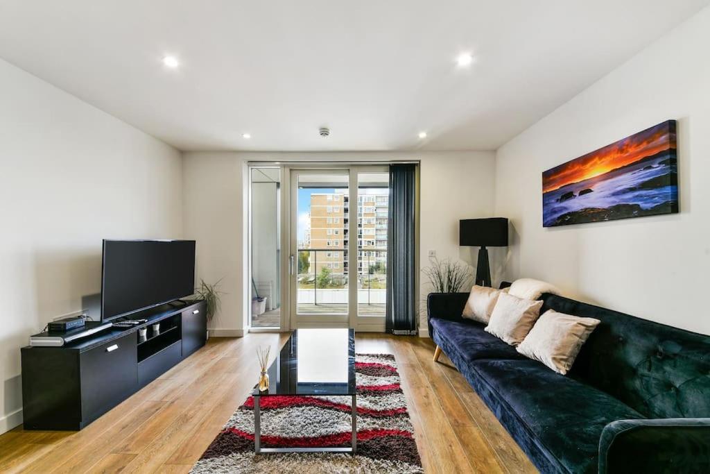 Amazing 2 Bed 2 Bath Flat In Canary Wharf Apartamento Londres