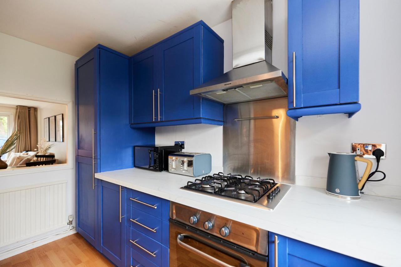 The Chiswick Escape - Lovely 2bdr House With Garden Appartement Londen