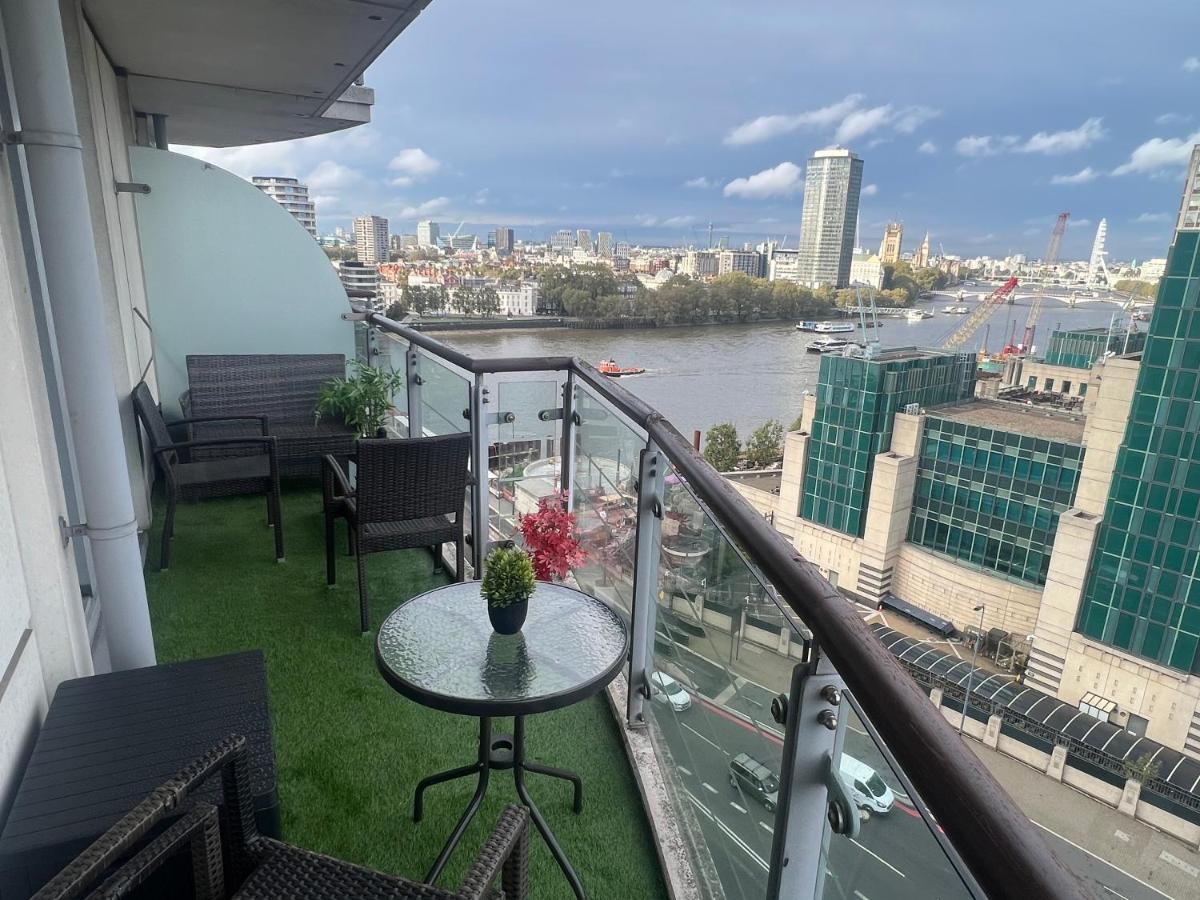 St George Thames London