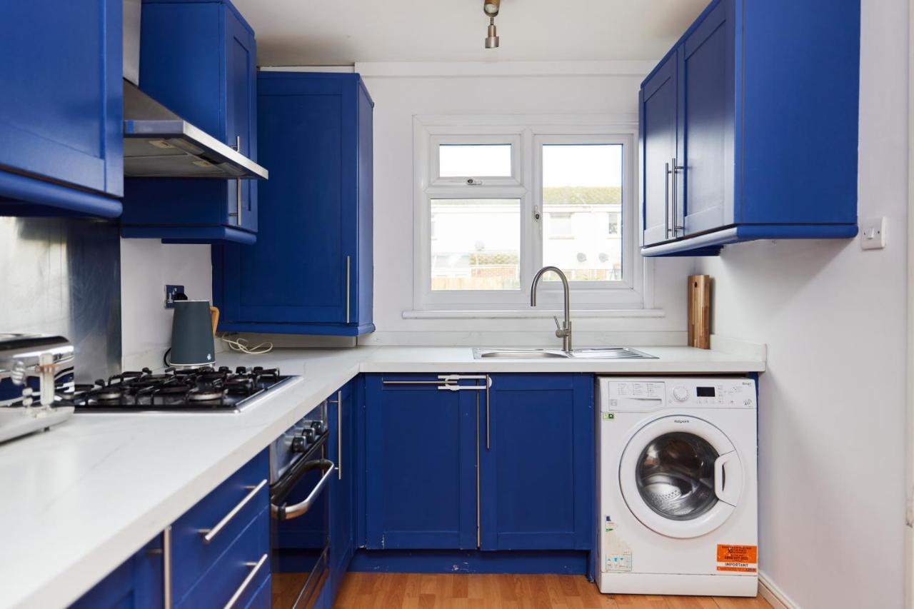 The Chiswick Escape - Lovely 2bdr House With Garden Appartement Londen