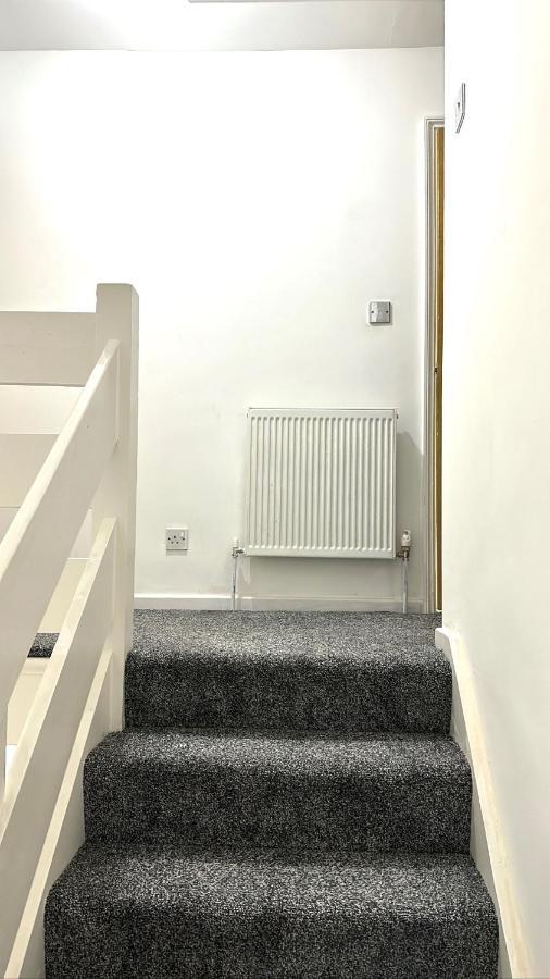 7 Venus Road 1