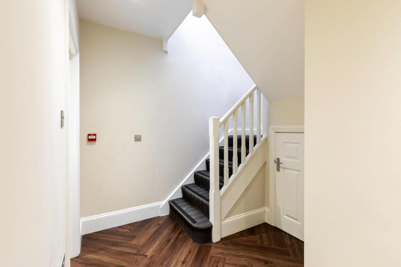 Appartement 2-br For 6 In Covent Garden With Ac Londen