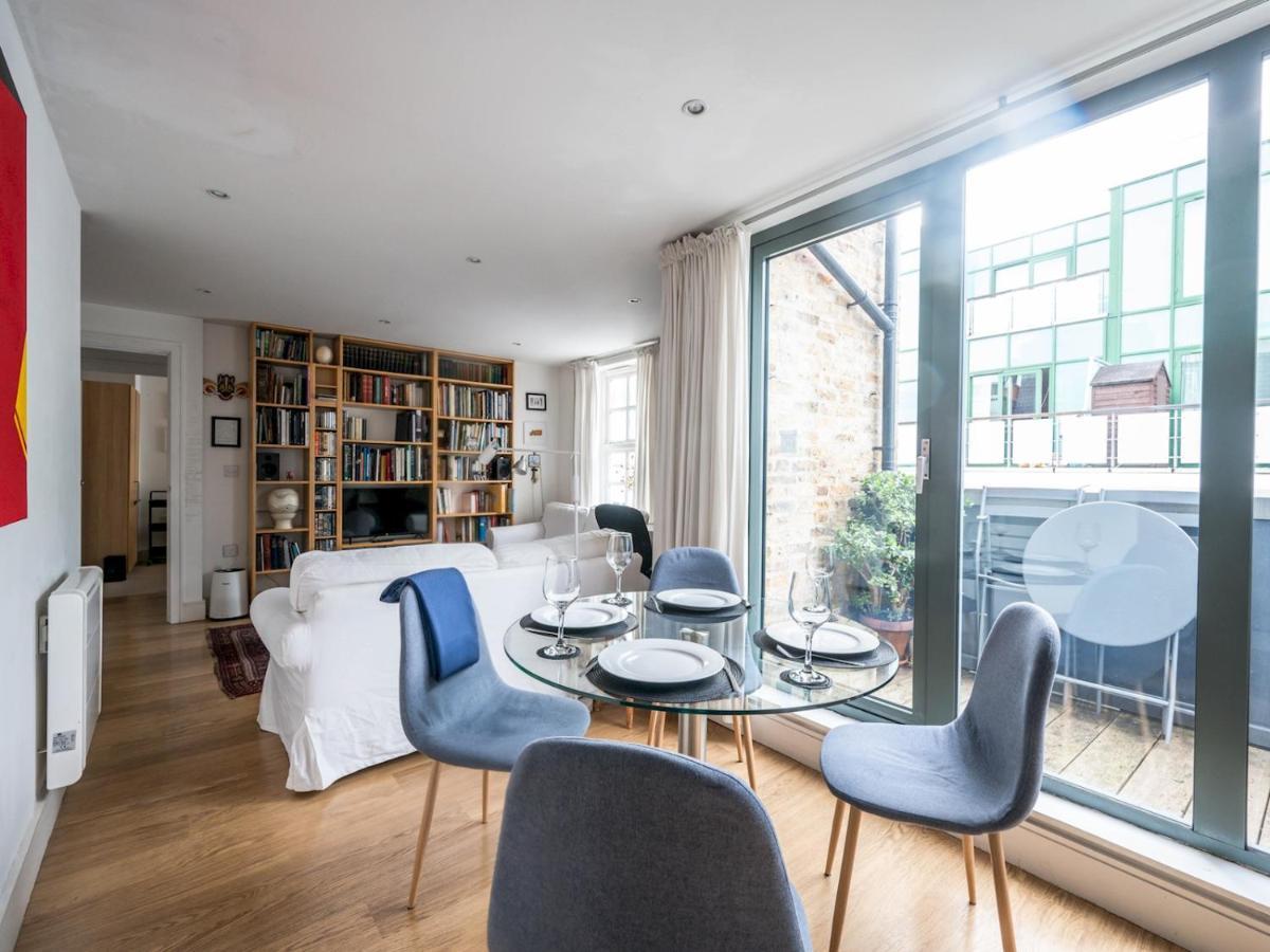 Cosy And Spacious Flat Near Bridge Londen