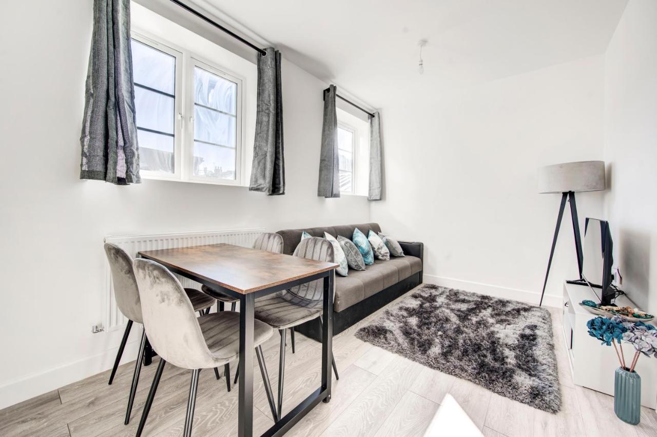Apartment 2 Bedroom With Large And Wi-fi