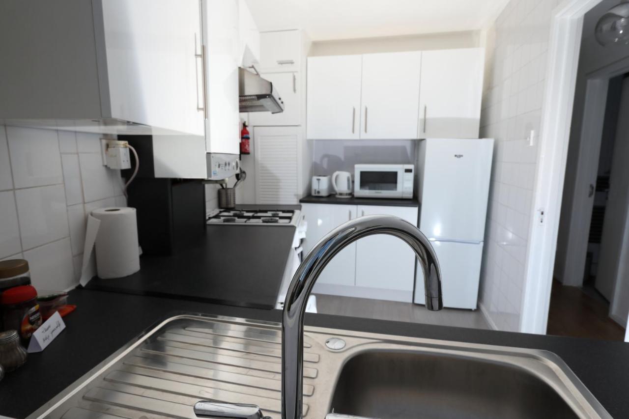 Self Contained 2 Bedroom Flat In Southwark Londres