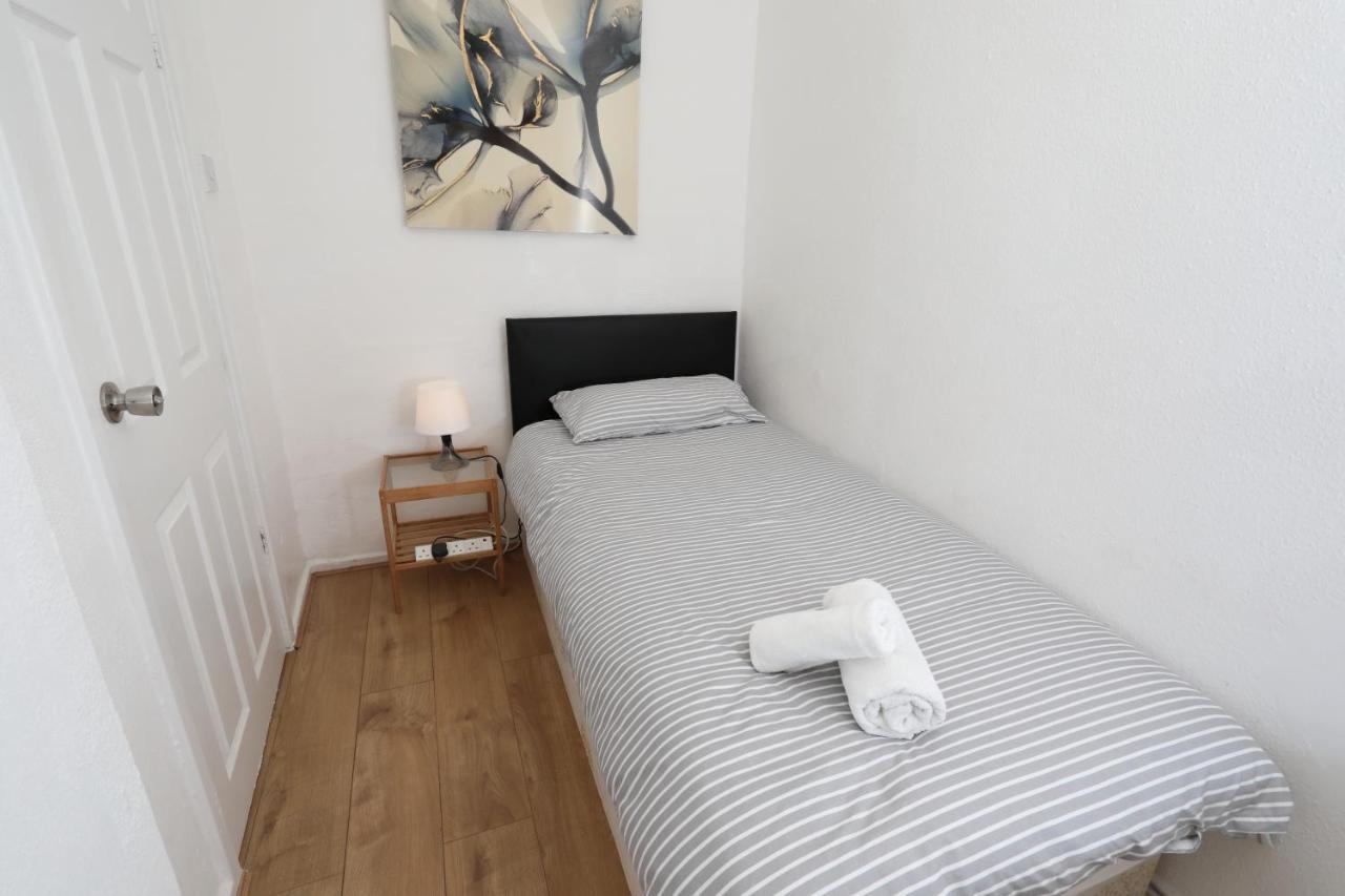 Apartamento Self Contained 2 Bedroom Flat In Southwark *