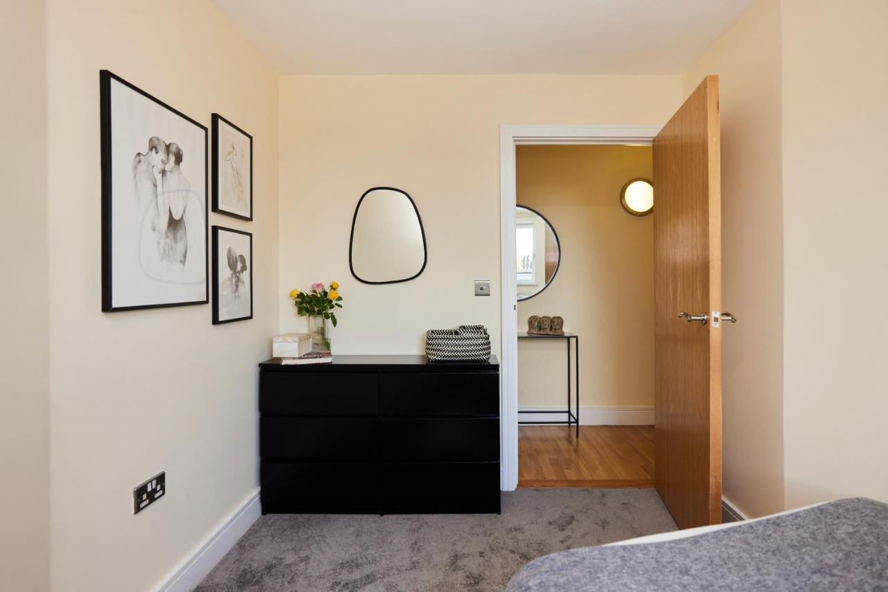 The Weavers Field Place - Classy 3bdr Flat With Terrace Apartamento *