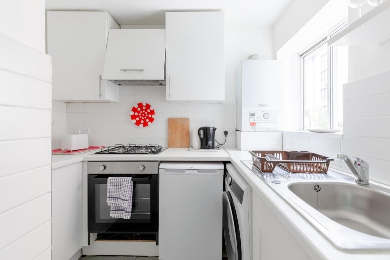 Appartement Cosy 1bedroom Flat - 2 Min Walk To Kensington Gardens! Londres