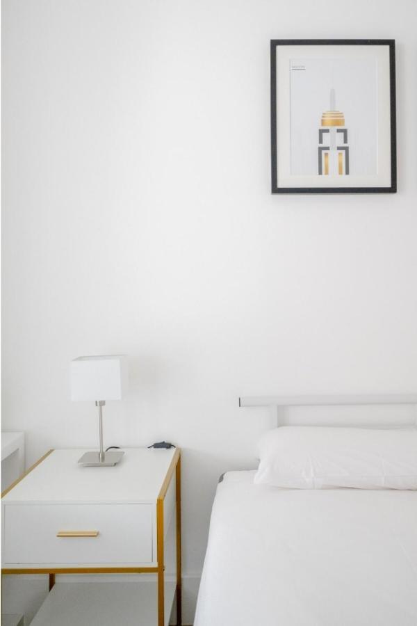 2bd Flat W River View Balcony - Vauxhall! Appartement Londres