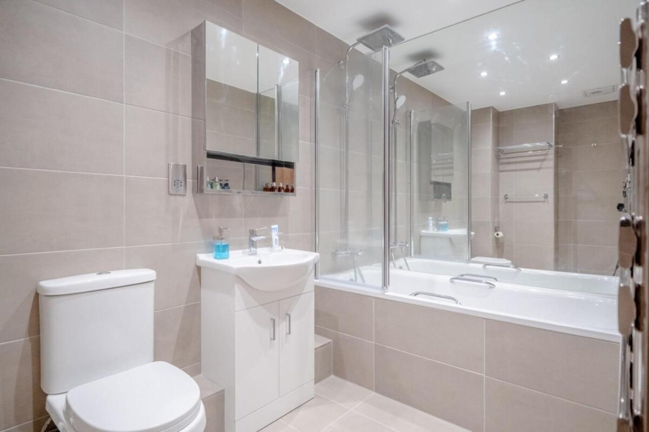 Appartement 2bd Flat W River View Balcony - Vauxhall!