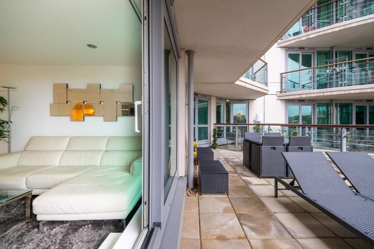 2bd Flat W River View Balcony - Vauxhall! Appartement