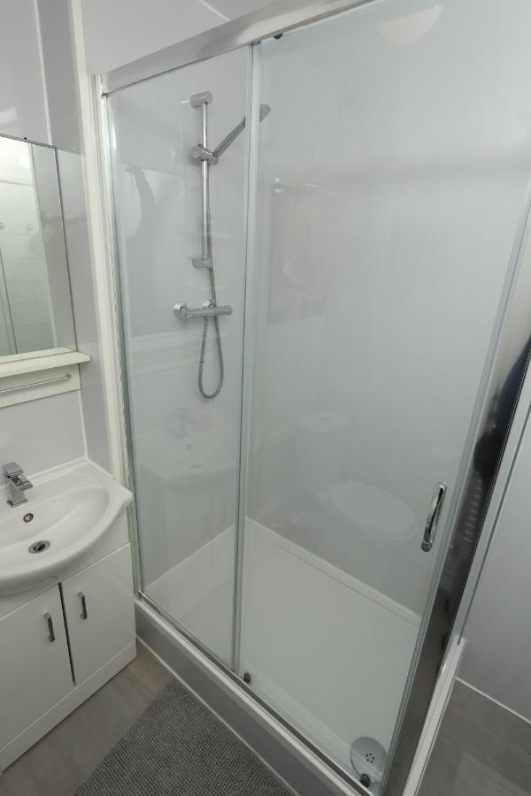 Apartamento Self Contained 2 Bedroom Flat In Southwark Londres