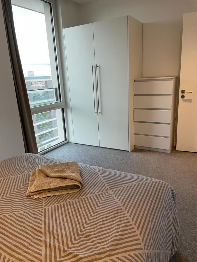 Luxury En-suite Olympic Village In Shared