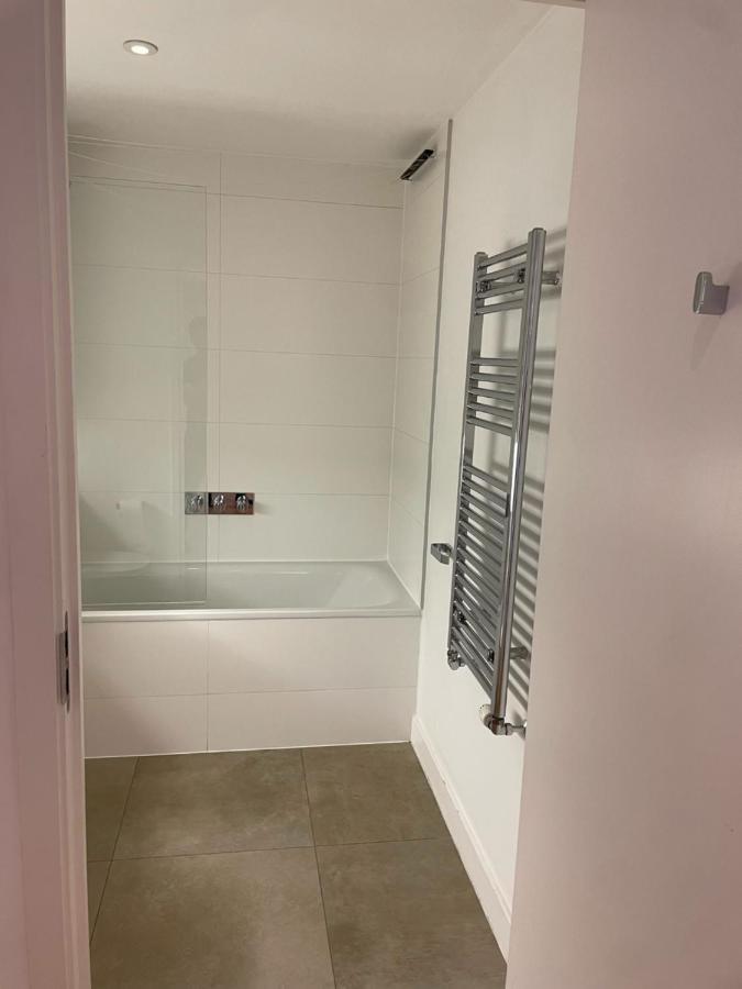 Luxury En-suite Olympic Village In Shared Londres