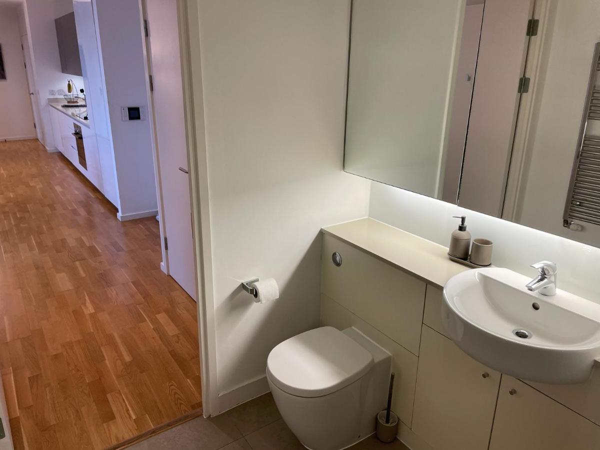 Luxury En-suite Olympic Village In Shared