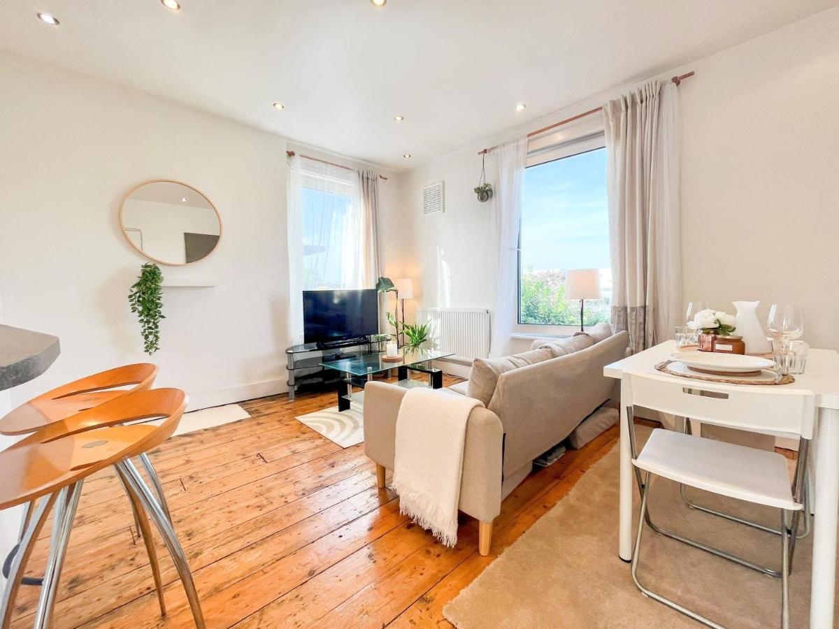 Stylish Flat Near Westfield & O2 Shepherd's Bush *