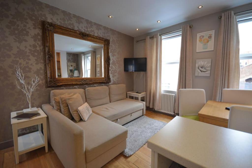 Appartement Cheerful 2 Bed With Terrace In Camden