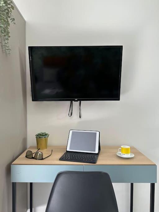 Hébergement de vacances Chic 5-br, Ensuites With Tvs *