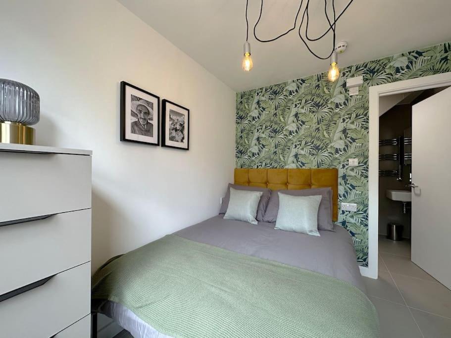 Hébergement de vacances Chic 5-br, Ensuites With Tvs *