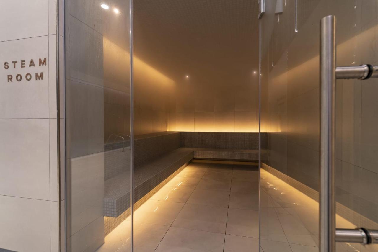One And Two Bedroom At Coppermaker Square In Lively Stratford Appart hôtel Londres