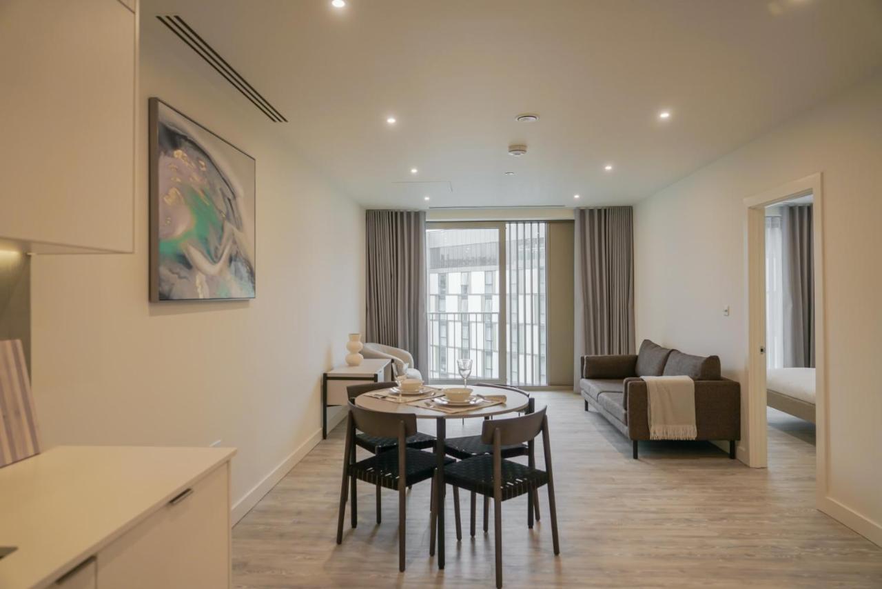Appart hôtel One And Two Bedroom At Coppermaker Square In Lively Stratford *
