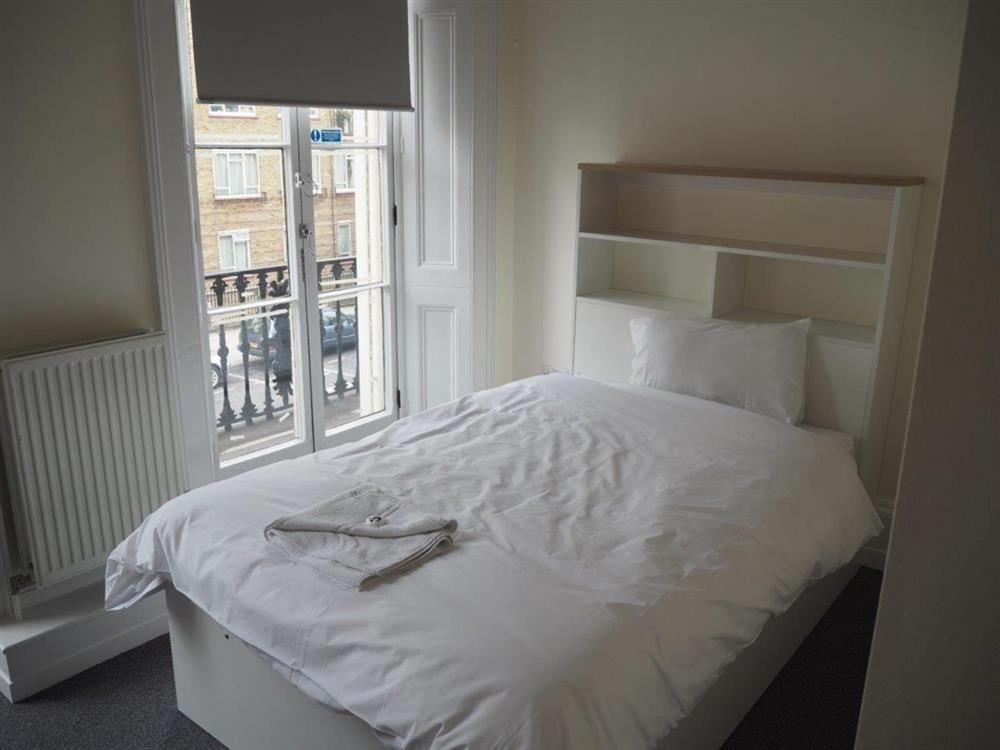 Apartment John Adams Hall London