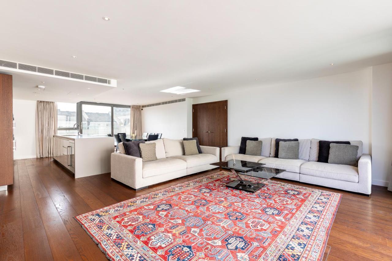 Beautiful 4 Bed Abode Near Imperial Wharf Appartement